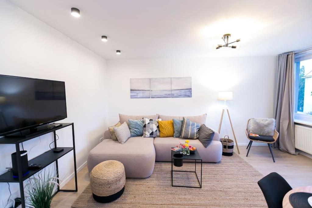 Piekne, Przestronne Mieszkanie Przy Placu Teatralnym. Apartment